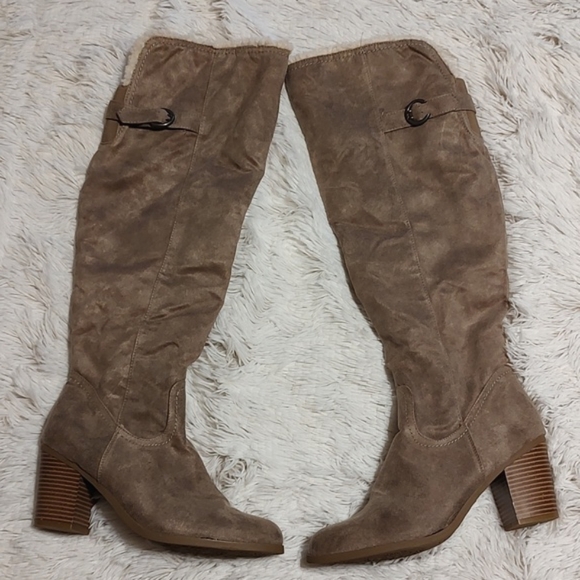 Sugar Shoes - Sugar "Winkie" Taupe Faux Suede High-Heel Faux Fur Over-The-Knee Boots Sz 8.5 8½